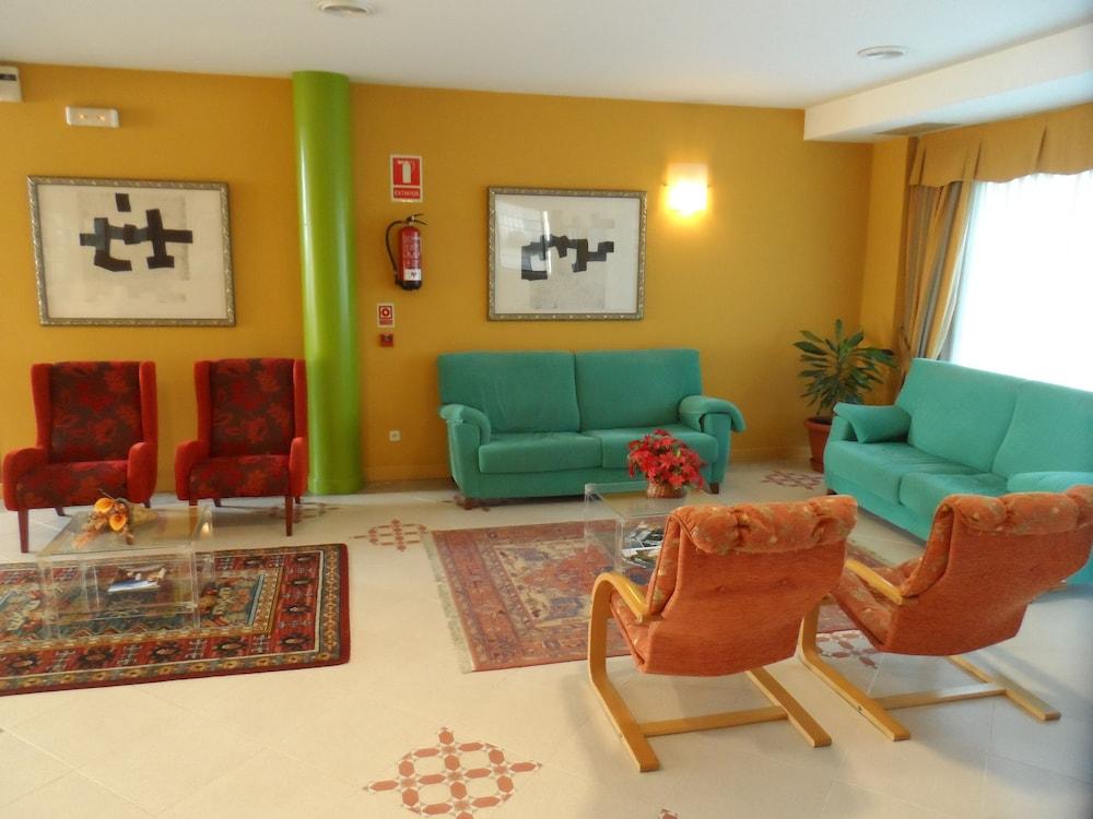 Hotel Rey Arturo Burgos Villagonzalo Pedernales Exterior foto